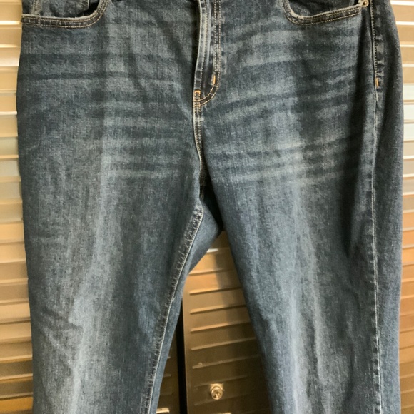 Old Navy jeans - Picture 4 of 5